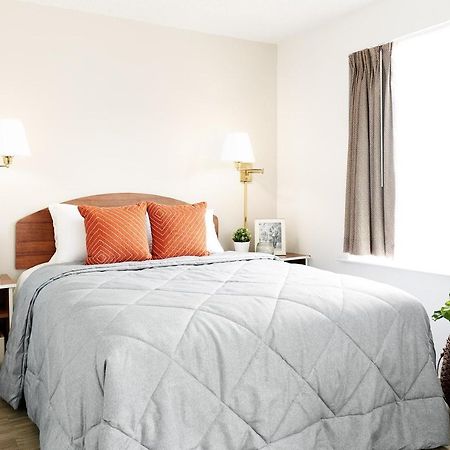 Intown Suites Extended Stay Greenville Sc - Wade Hampton Экстерьер фото